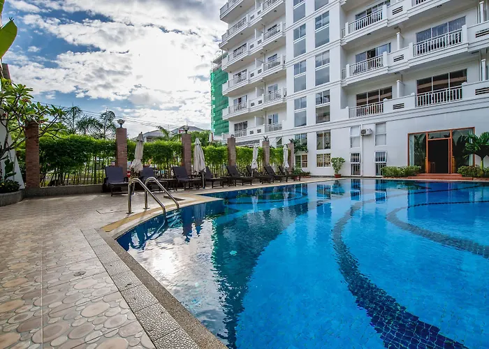 Aristocrat Residence & Hotel